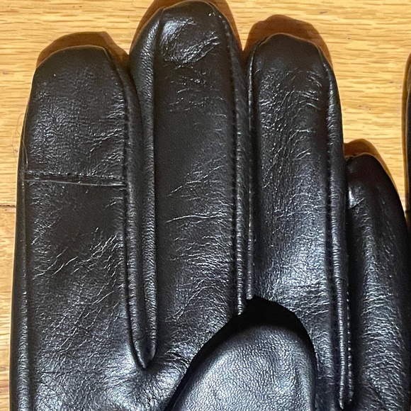 Brand New Michael Kors Leather gloves - Picture 7 of 7